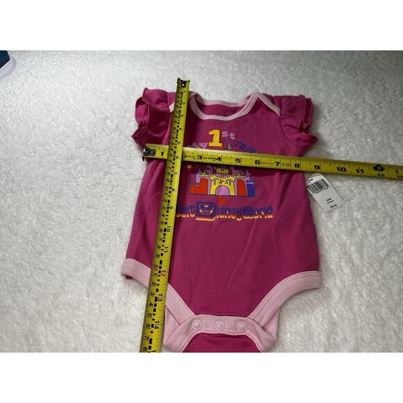 NEW Disney Pink Baby "My 1st Trip to Walt Disney World" Bodysuit Size 3-6 Months - Picture 3 of 5